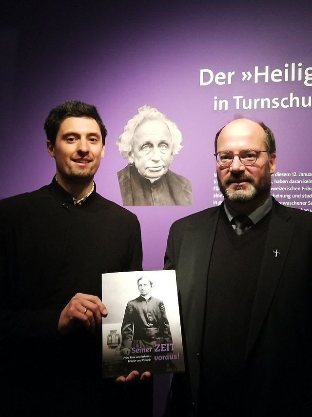 Prof. Kremer und Ruslan Stetsyk Ausstellung über Prinz Max von Sachsen im Schloss Pillnitz
