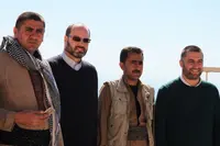 mit kurdischen Peschmerga vor Mor Mattai