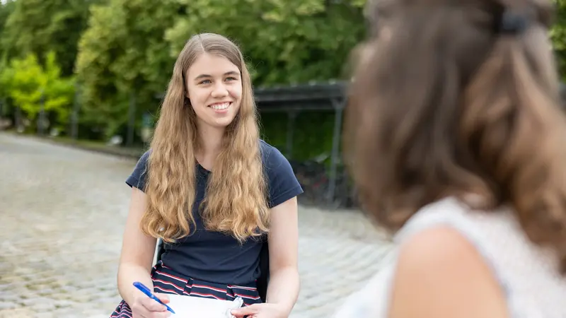 Studierende im Rollstuhl