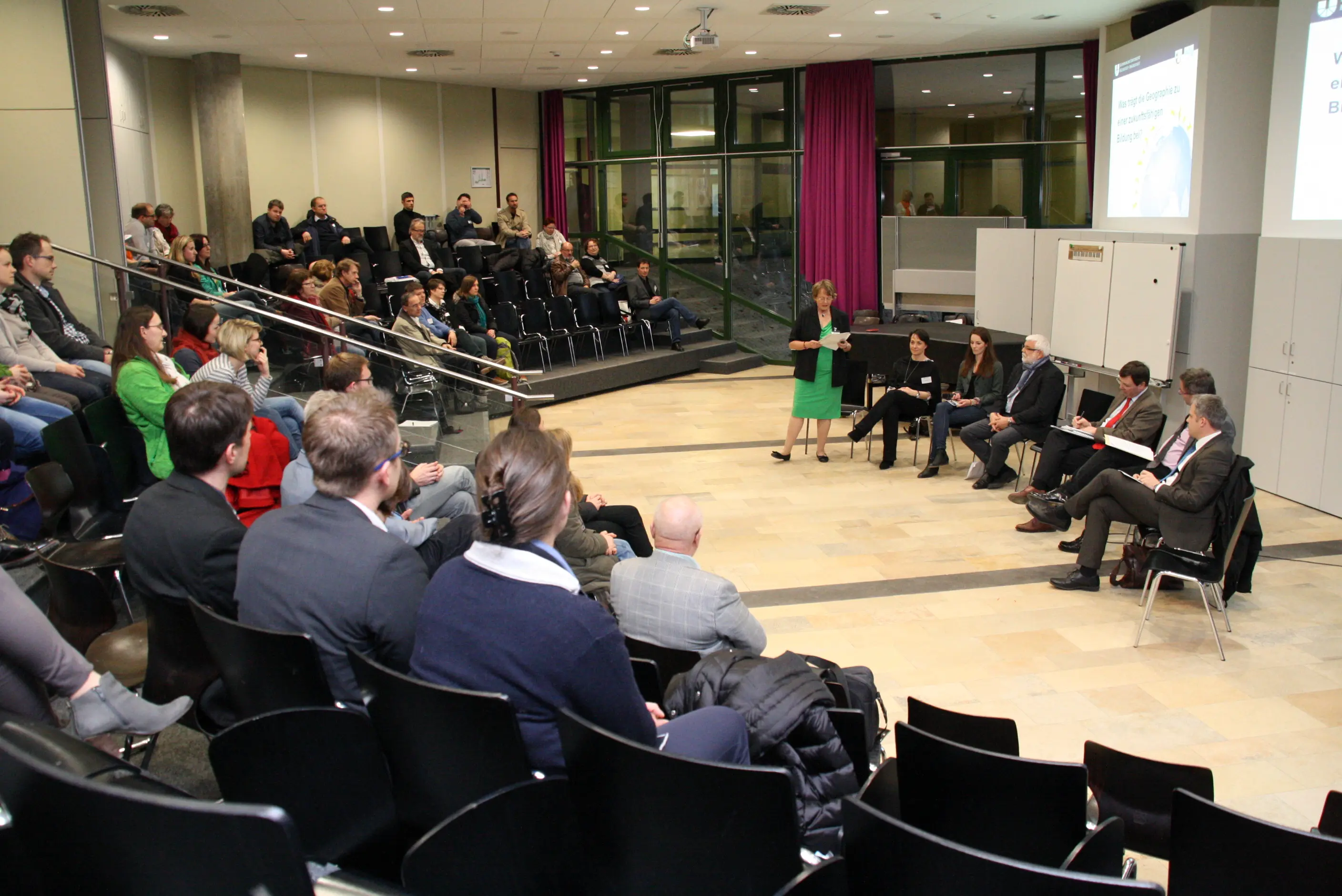 Podiumsdiskussion