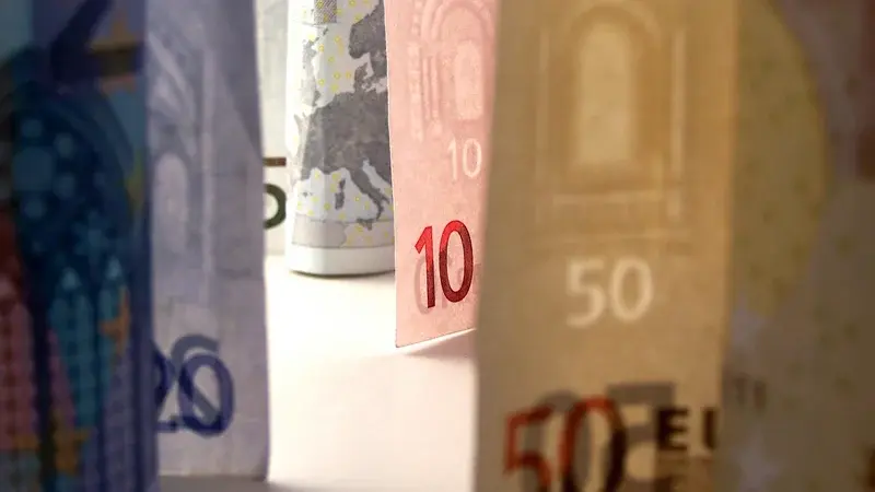 Geld__C-Promo_de_photocase_com__04.jpg