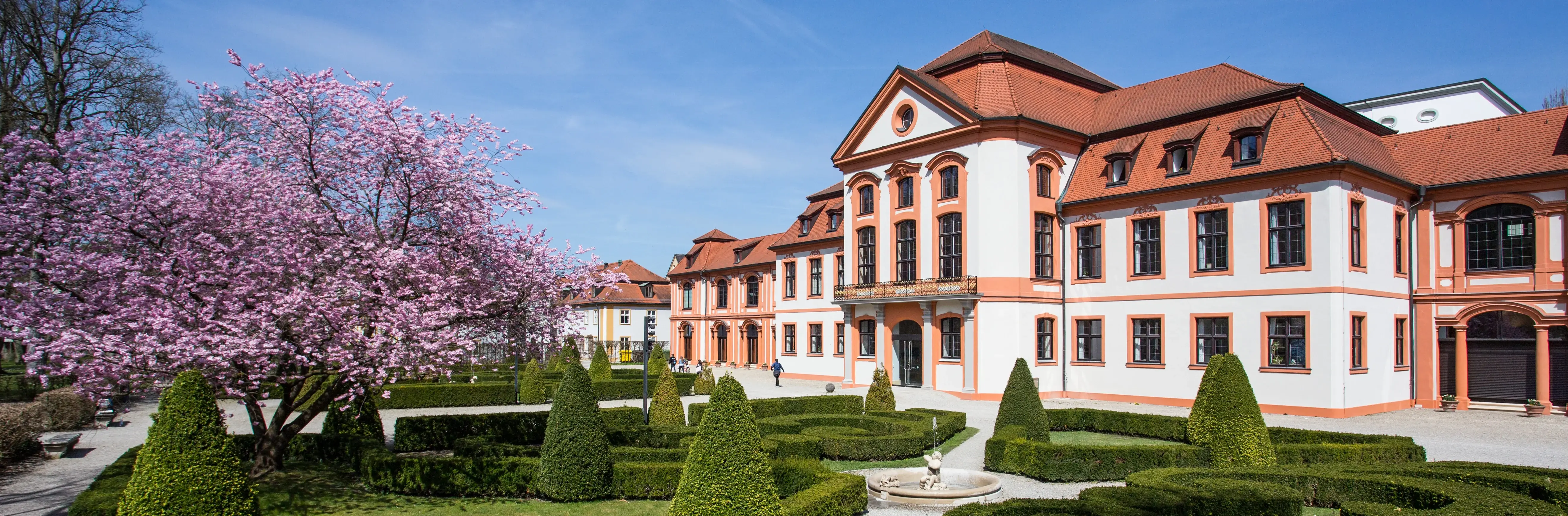 Sommerresidenz im Frühling