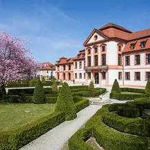 Sommerresidenz im Frühling