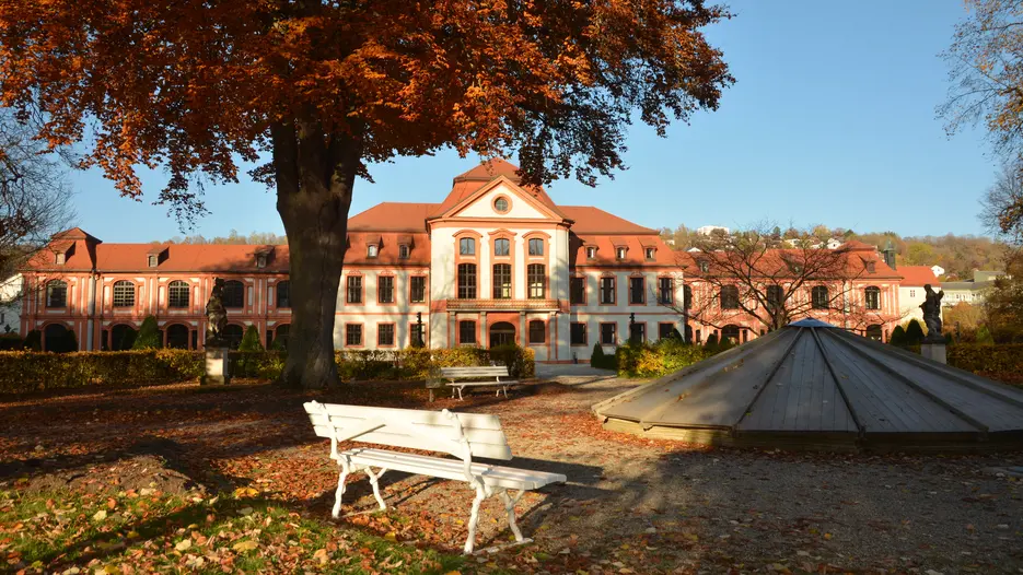 Sommerresidenz im Herbst