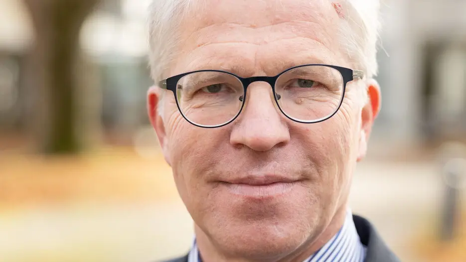 Prof. Dr. Stefan Schieren