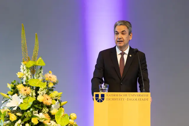 Prof. Dr. Klaus St&uuml;we