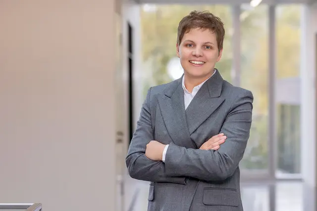 Dr. Helen Zeidler