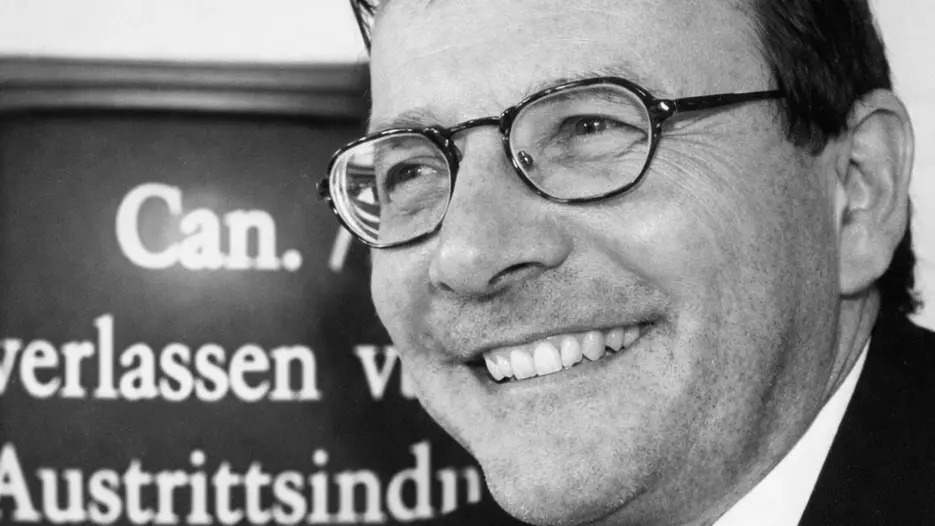 Prof. Dr. Peter Kr&auml;mer