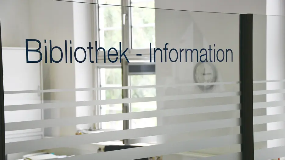 Bibliothek Service-Point