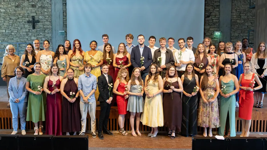 Gruppenbild Absolventen 2026