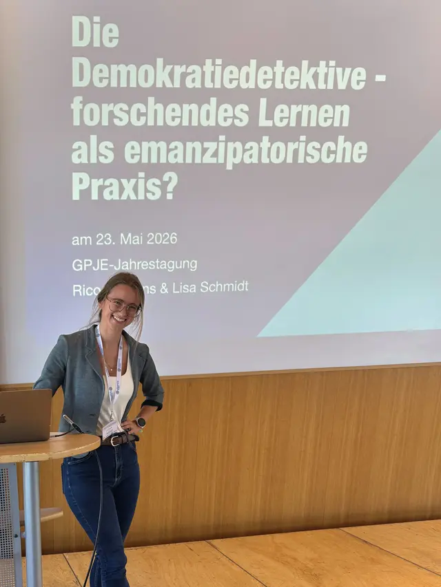 Lisa Schmidt vor Pr&auml;sentation