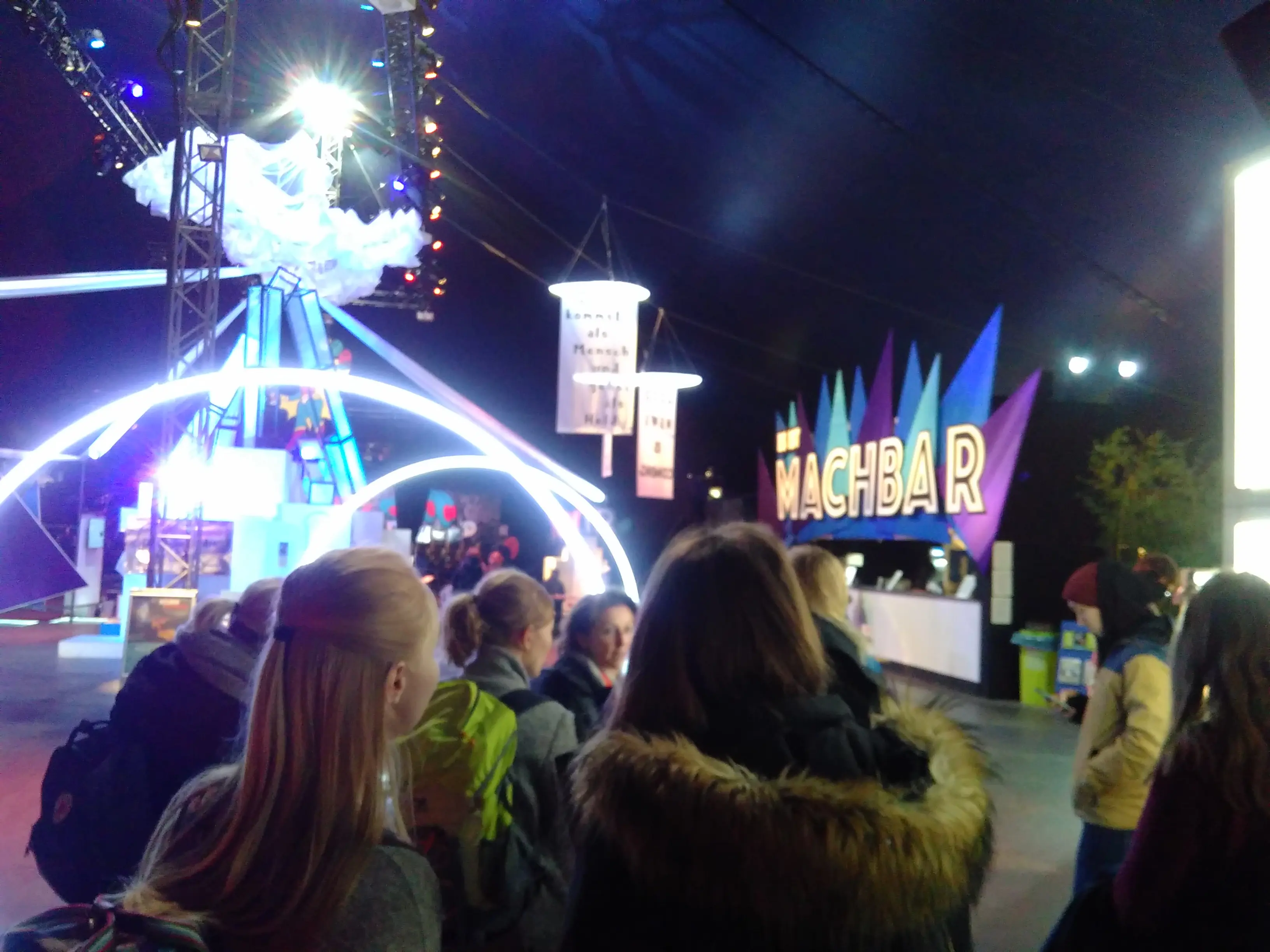 Heldenschmiede des Tollwood-Weltsalons