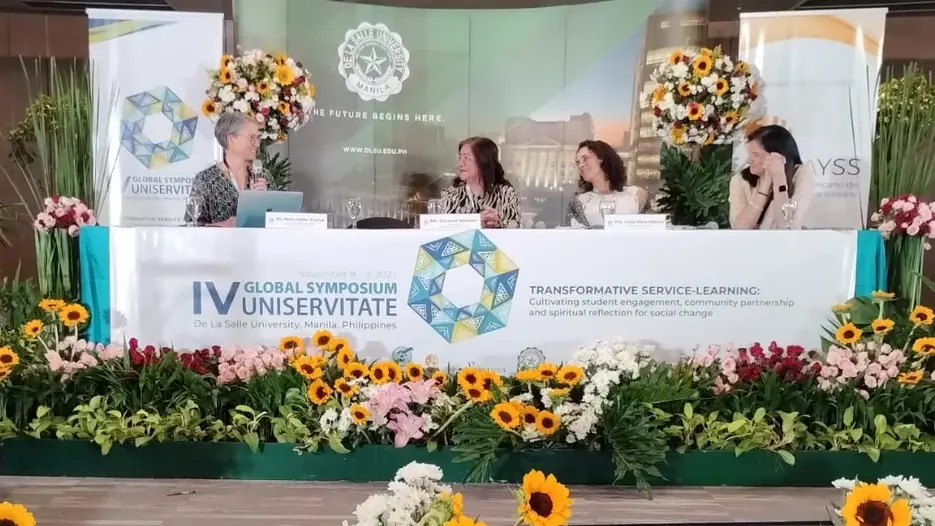 Maria Müller-Pulsfuß nimmt am IV Global Symposium Uniservitate in Manila teil