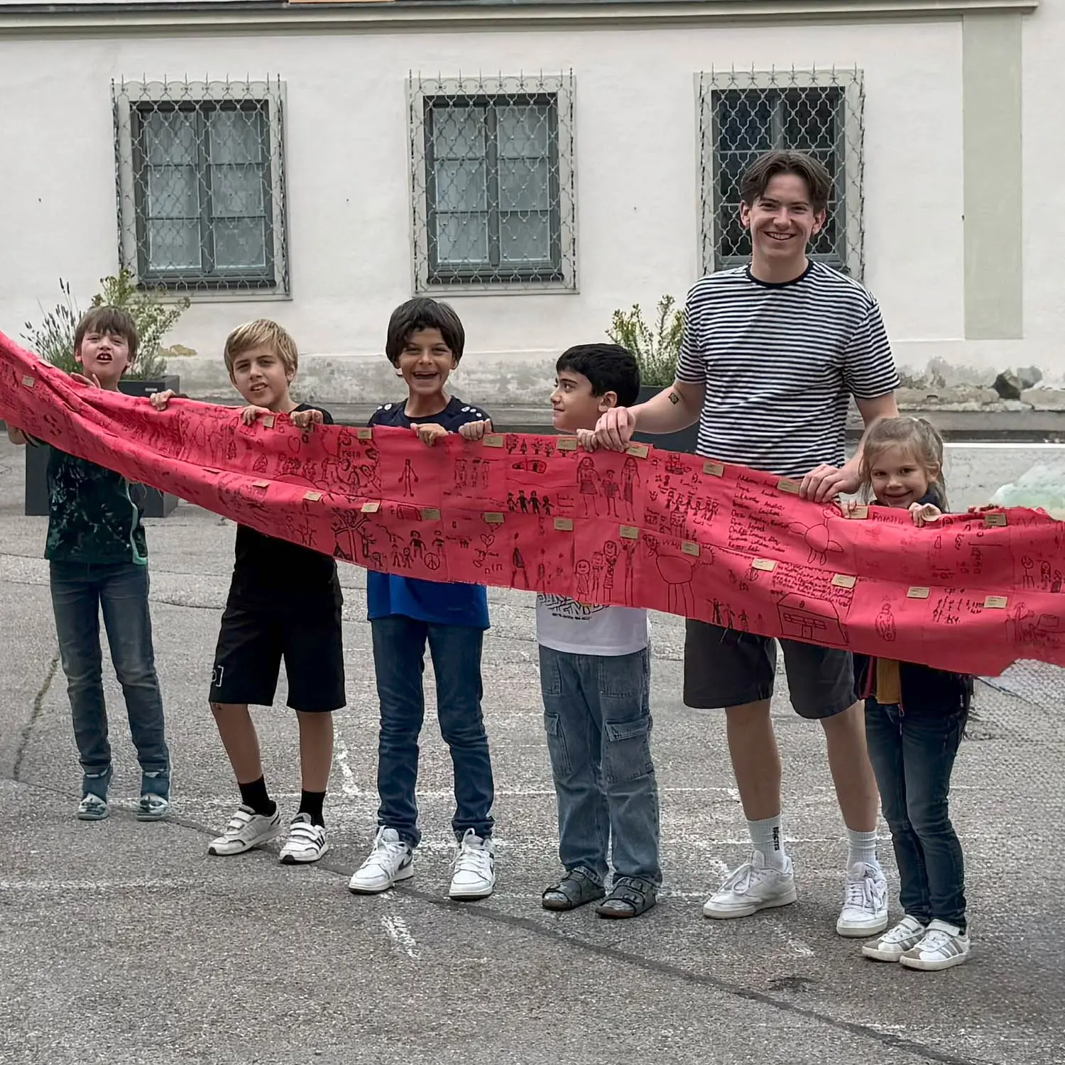 Roter Teppich Partizipation St Walburg Grundschule