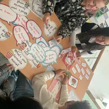 Studierende probieren die Methoden des Storytellings direkt aus