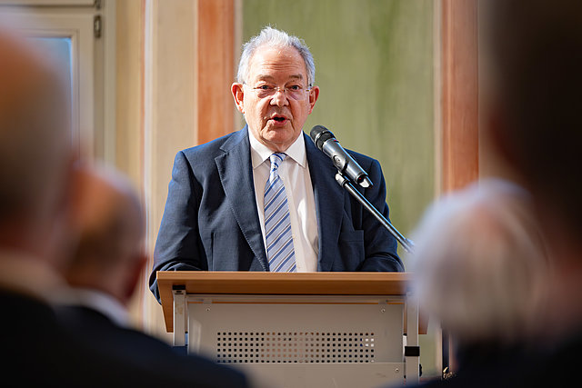Prof. Dr. Dr. Ulrich Hemel, Vorstandsvorsitzender der Maximilian-Bickhoff-Universitätsstiftung.