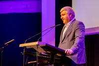 Klaus-Ulrich Pfeiffer bei der Zeugnisverleihung 2025.