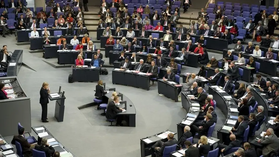 Plenarsaal__Copyright_Deutscher_Bundestag_Marc-Steffen_Unger_.jpg