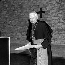 Verleihung der Ehrendoktorwürde an Joseph Ratzinger im Jahr 1987