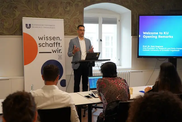 Prof. Dr. Jens Hogreve 