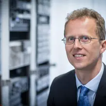 Dr_Nils_Blumer.jpg