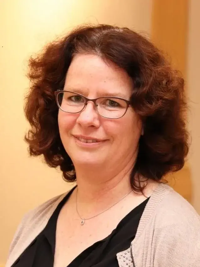 Prof Lindau