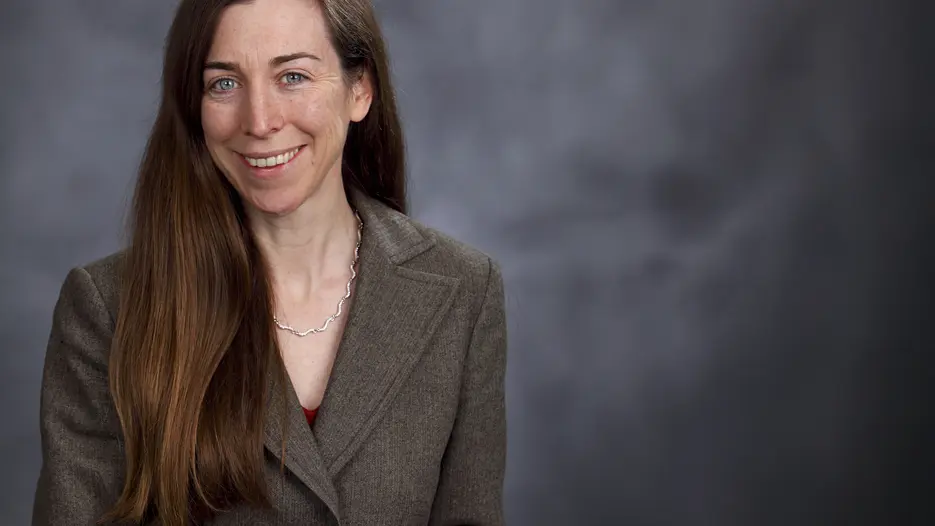 &Ouml;ffentliche Vorlesung: Playing God? Creation, Responsibility, and the Ethics of Making Intelligence in Mary Shelley&rsquo;s Frankenstein