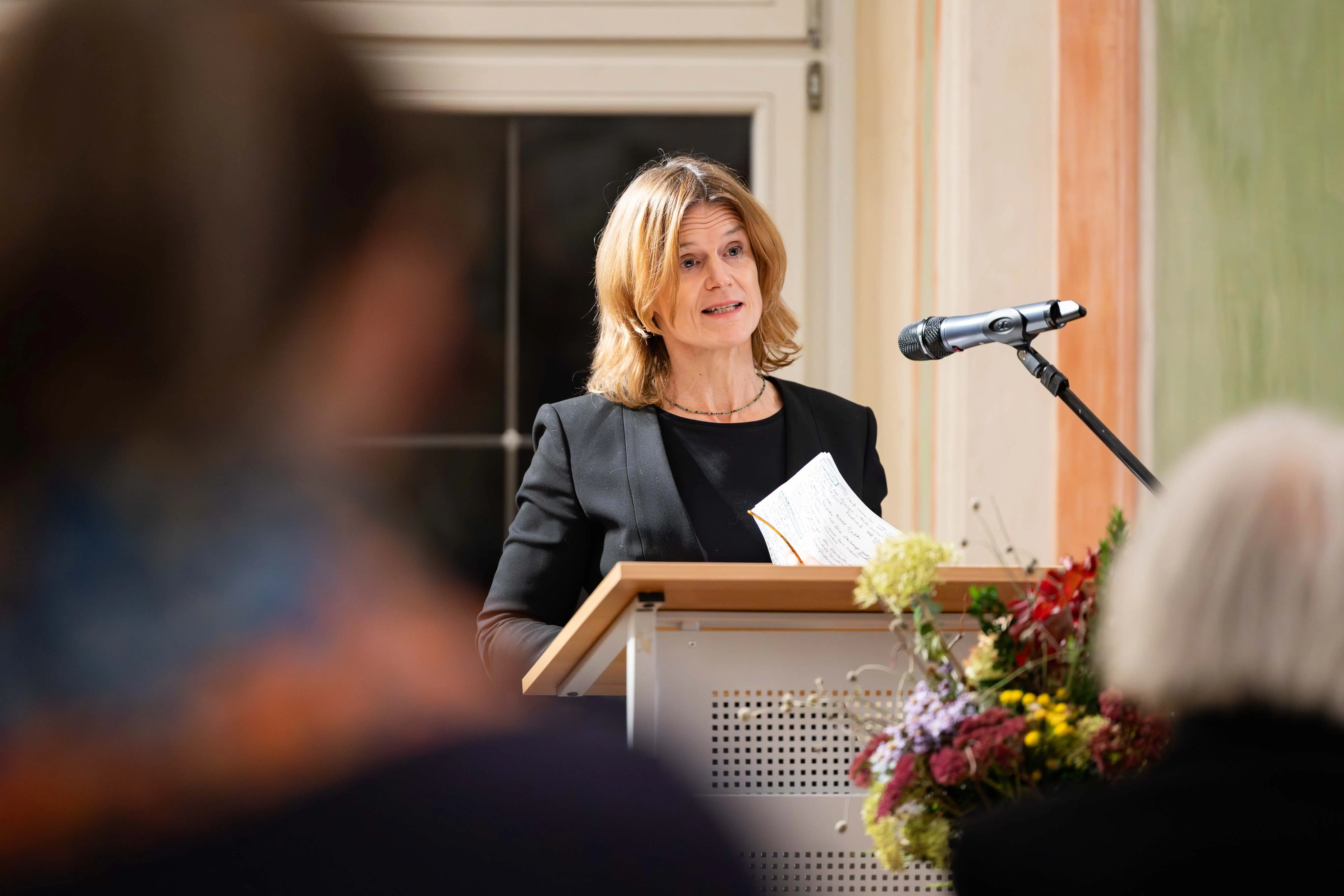 Friederike Reents bei der Begrüßung