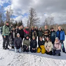 Gruppenbild der Exkursion ins Wildniscamp 2026