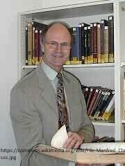 Prof. Dr. Dr. Dr. h. c. Manfred Clauss