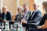 Podiumsdiskussion
