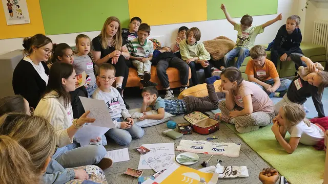 Studierende philosophieren mit Grundschulkindern