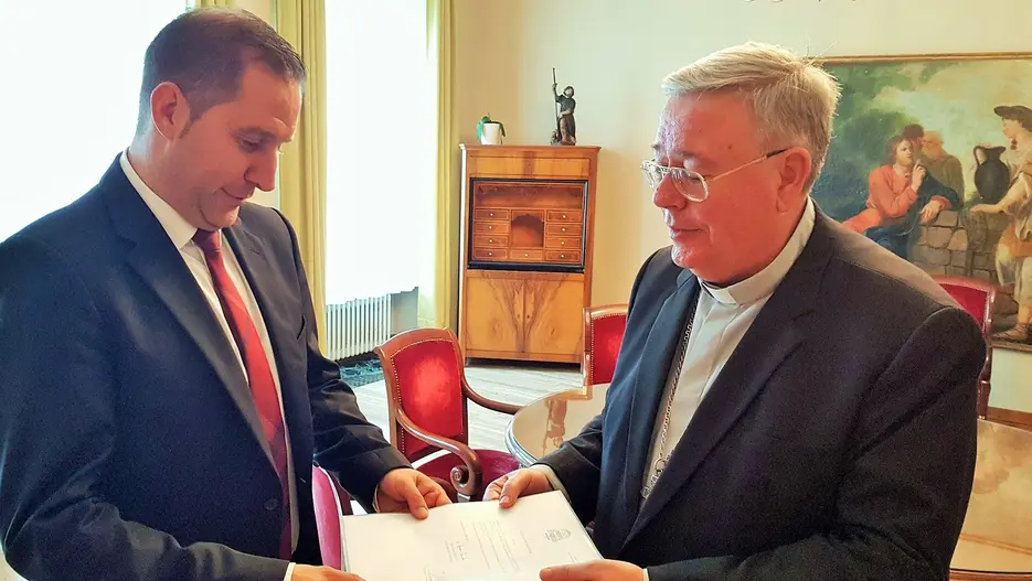 Rubel_und_EB_Hollerich_etwas_verkleinert.jpg