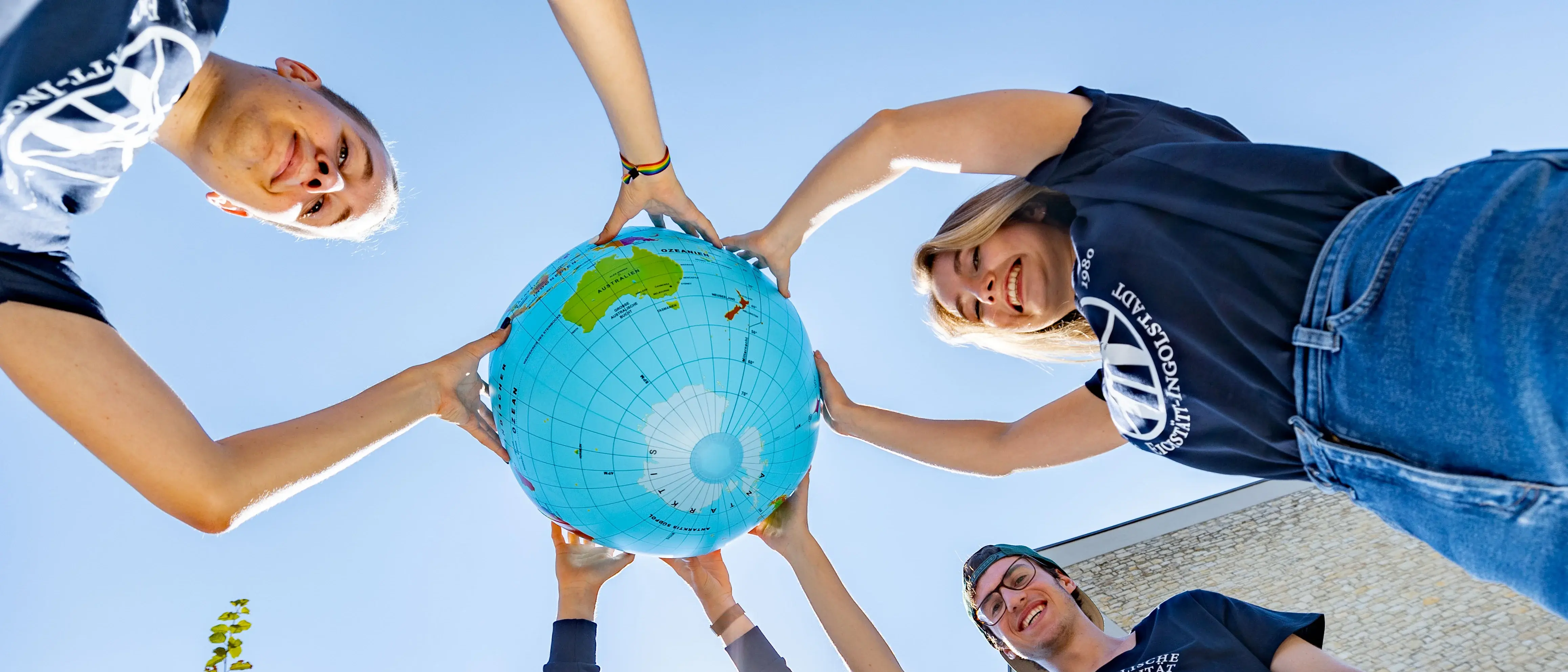 students globe
