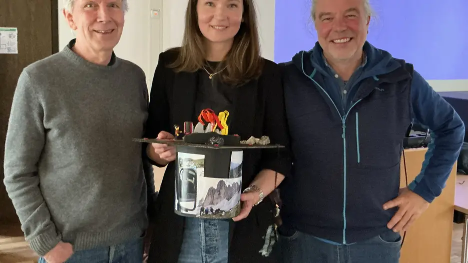 Im Kreise ihrer Betreuer: Kerstin Wegner mit Michael Becht und Florian Haas