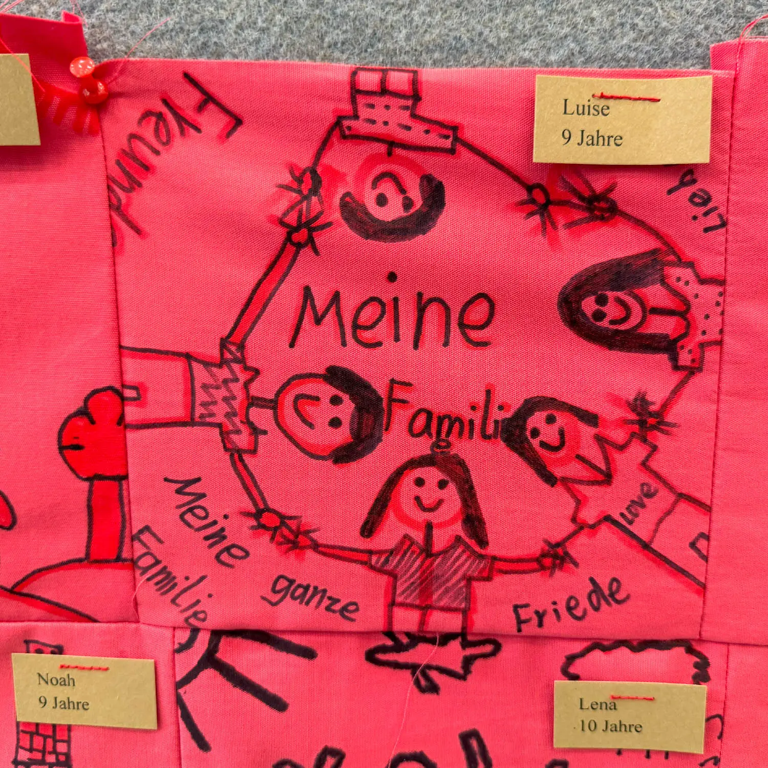 Roter Teppich Partizipation St Walburg Grundschule