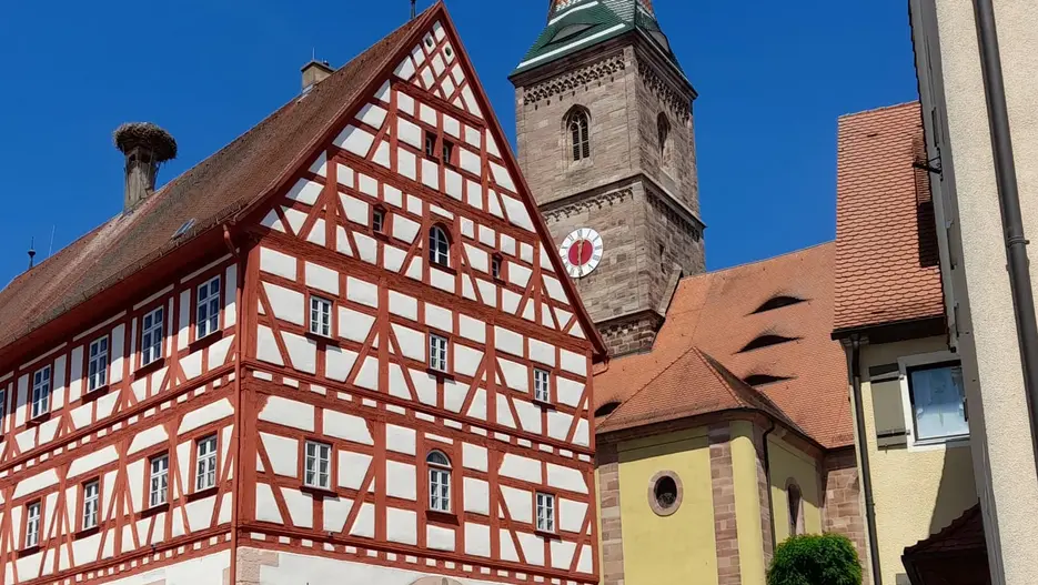 Bild des Wolfram-von-Eschenbach-Museums: Fachwerkhaus in historischem Ortskern
