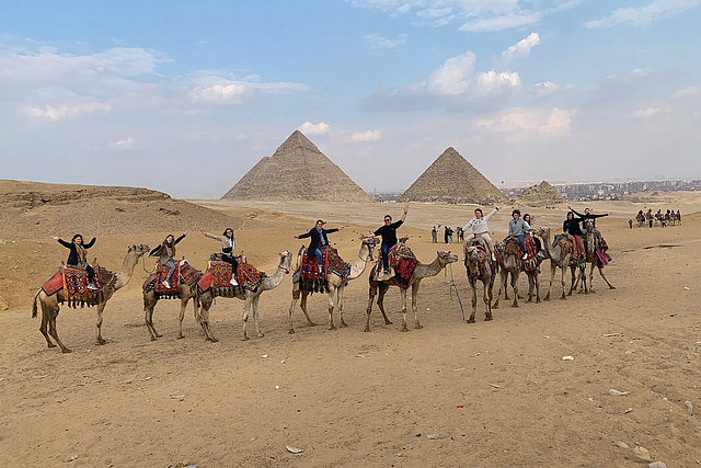 Auf dem Programm der Kairo-Exkursion durfte natürlich ein Besuch der Pyramiden nicht fehlen.