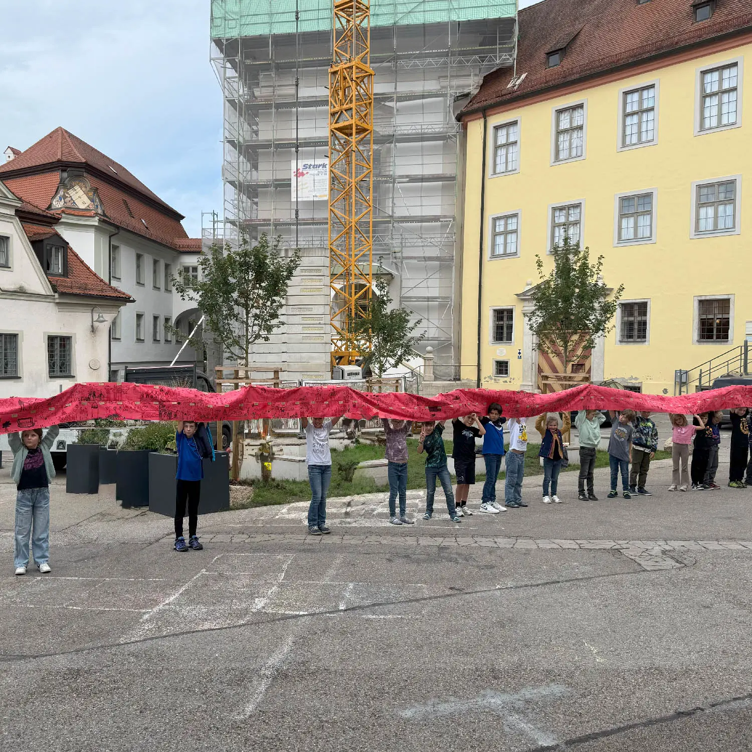 Roter Teppich Partizipation St Walburg Grundschule