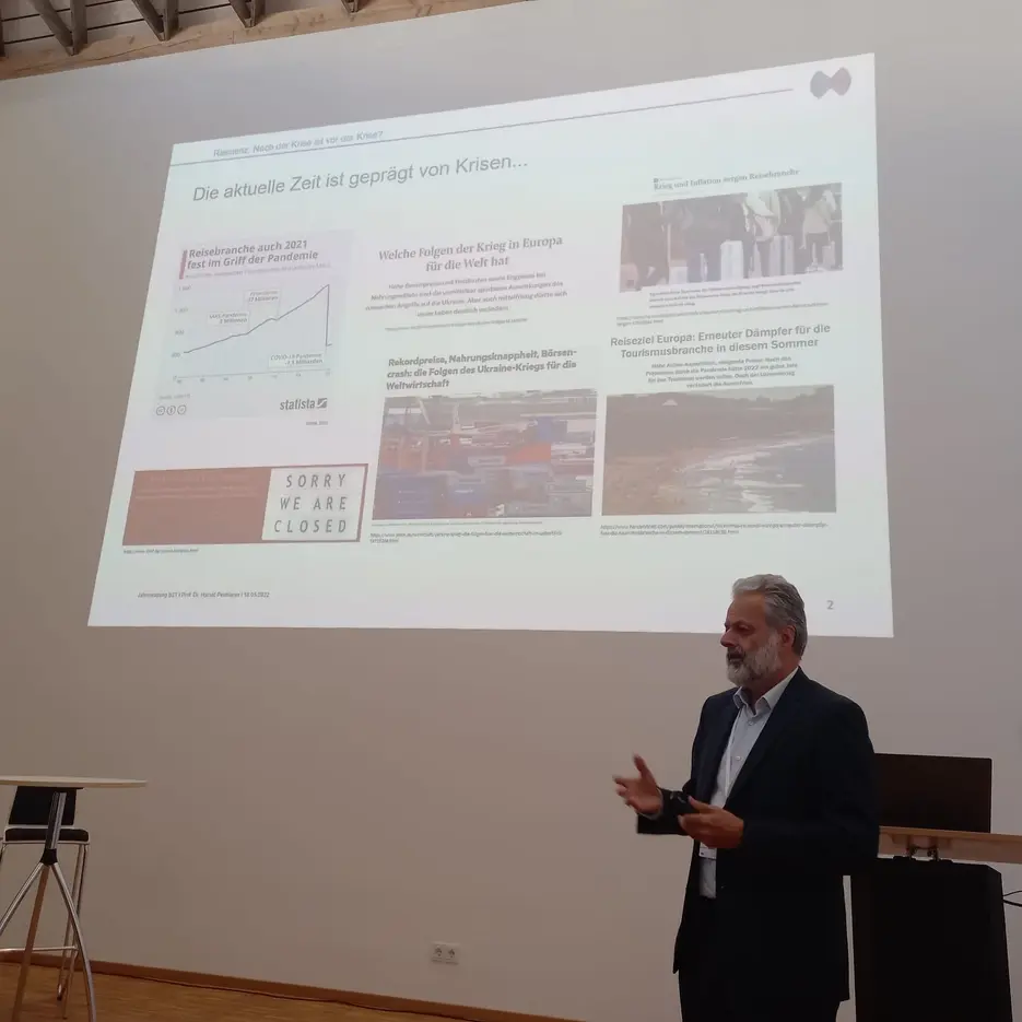 Prof. Dr. Harald Pechlaner