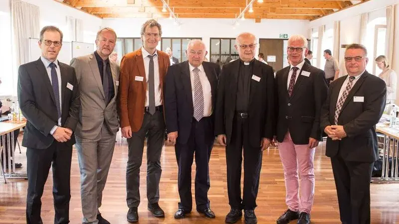 2018-05-15_Gruppenfoto_Tagung.jpeg