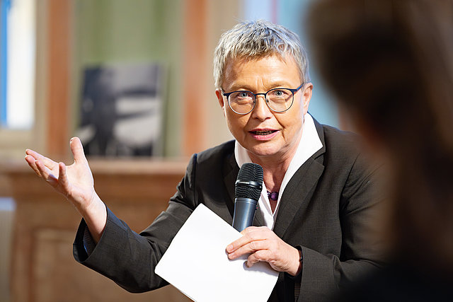 Prof. Dr. Johanna Rahner