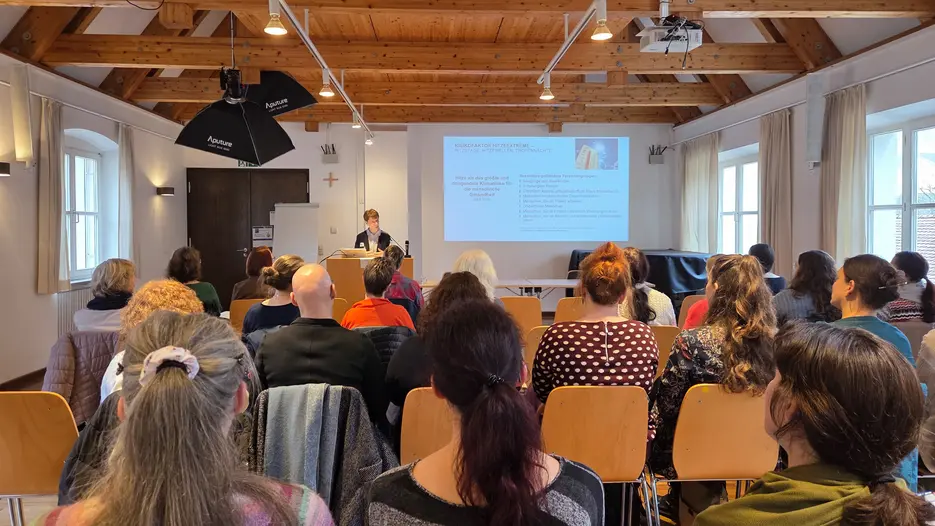 Keynote mit Christa B&uuml;ker