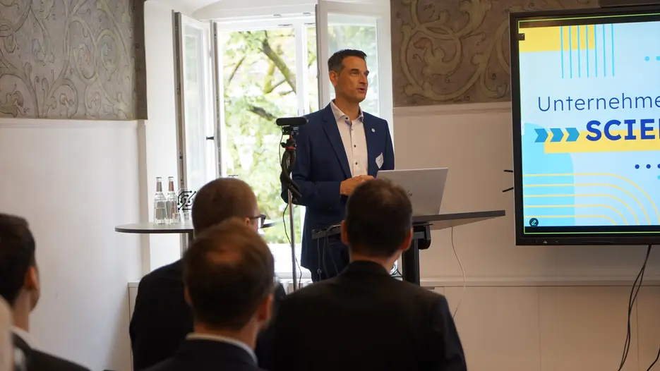 Science2Business Unternehmensforum Vortr&auml;ge und Austausch