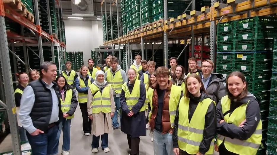 Warehouse Logistics at EDEKA 