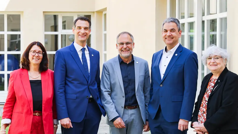 Wiederwahl der Vizepräsidenten der KU