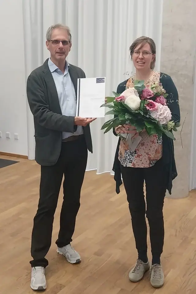 Melanie Herzog bekam Ende Mai den Sigrid Abel-Struth-Preis für ihre Dissertation in Kassel verliehen.