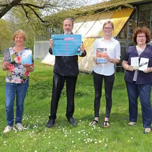 Elisabeth Schinagl, Dr. Michael Kleinherne, Kerstin Hartnagel und Petra Preis (v.l.) vom Festivalteam freuen sich auf Lesungen zeitgenössischer Autorinnen und Autoren, die endlich wieder vor Live-Publikum stattfinden können. 