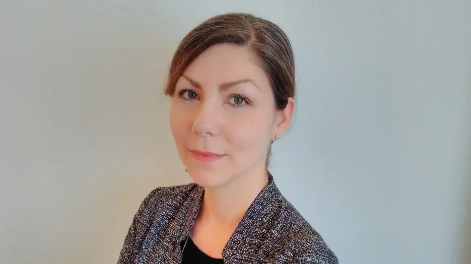 Prof. Dr. Nina Steindl 