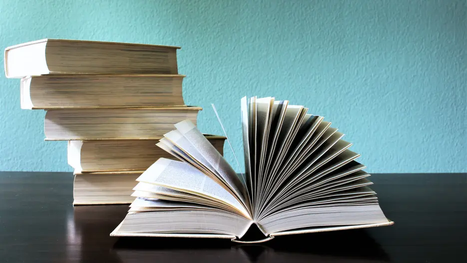 Lehrbücher